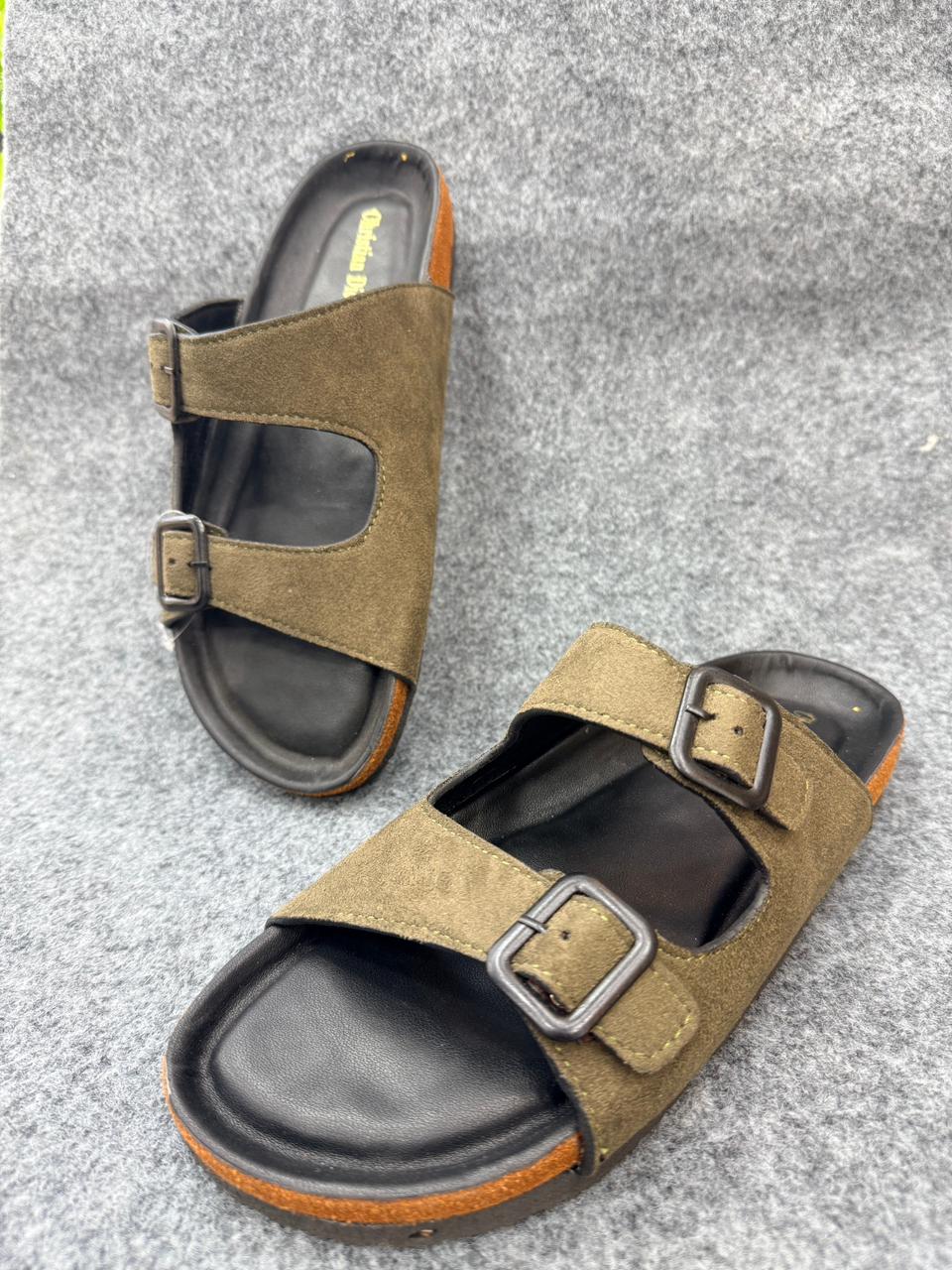 WhatsApp Image 2026-03-12 at 3.34.08 PM ডবল স্ট্রাইপড পুরুষদের স্লিপার - Image 1